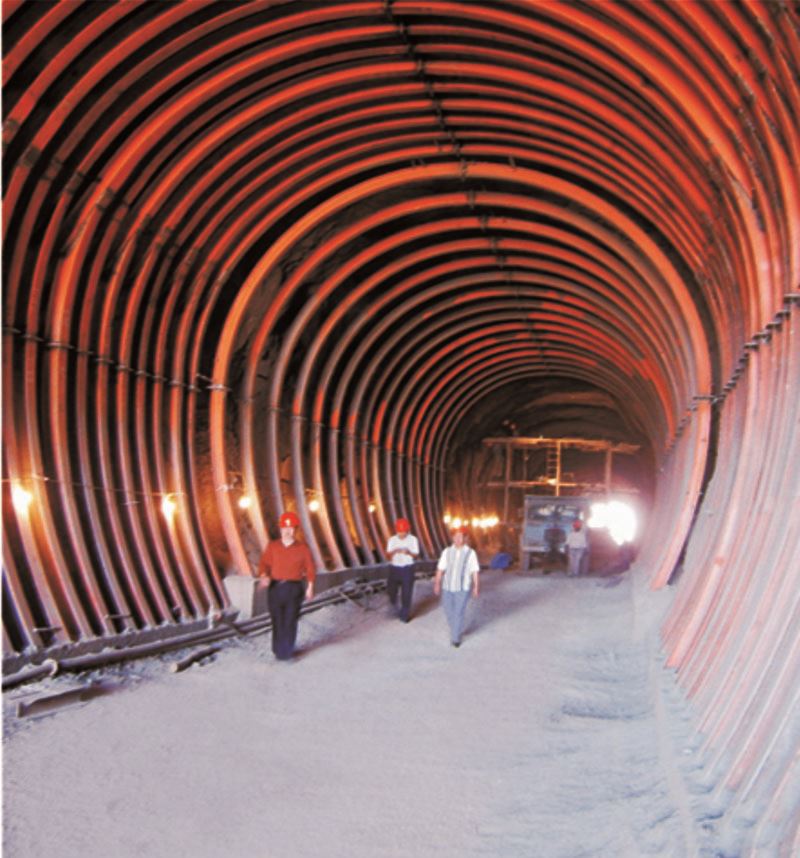 埃塞俄比亚Kesem隧洞型钢支护
